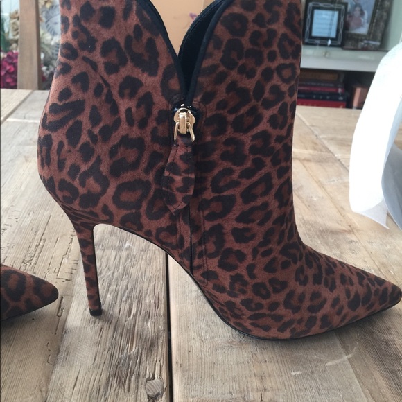 Gorgeous Leopard Aperlai Boots!!! - Picture 6 of 8